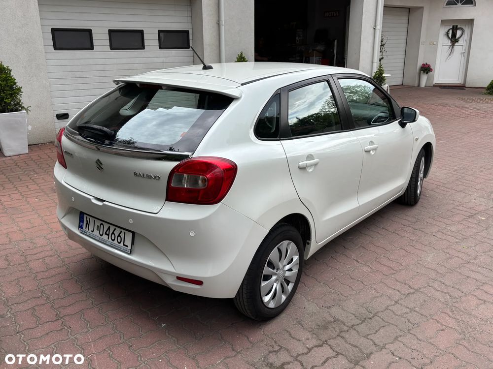 Suzuki Baleno 1.2 Premium Plus - 2