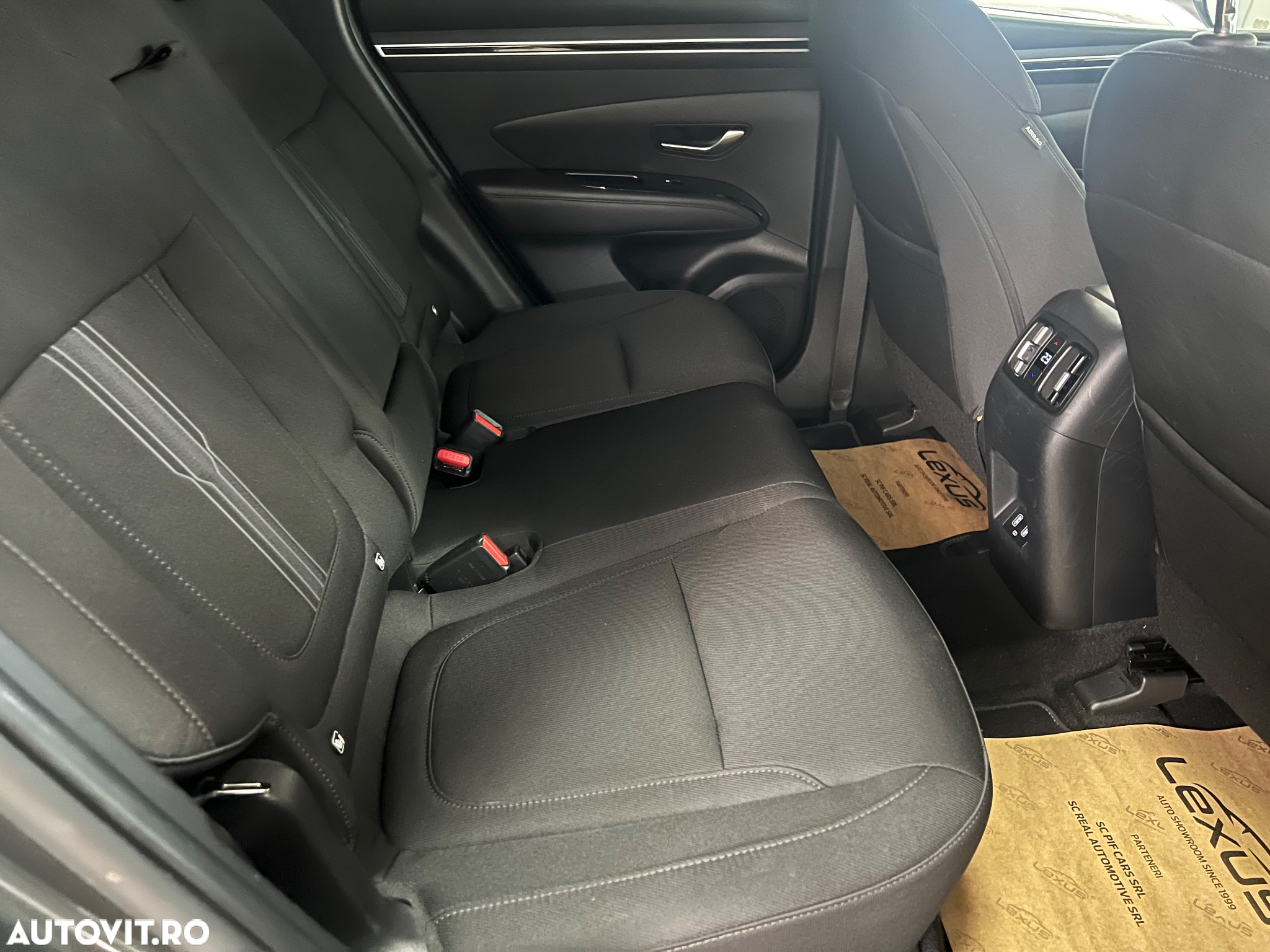Hyundai Tucson PHEV 1.6 l 265 CP 4WD 6AT Premium - 18