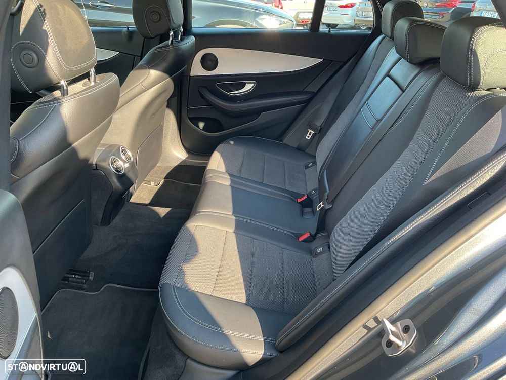 Mercedes-Benz E 300 de Avantgarde - 39