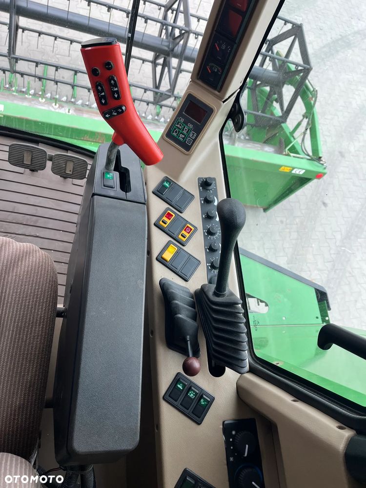 John Deere 2256 - 14