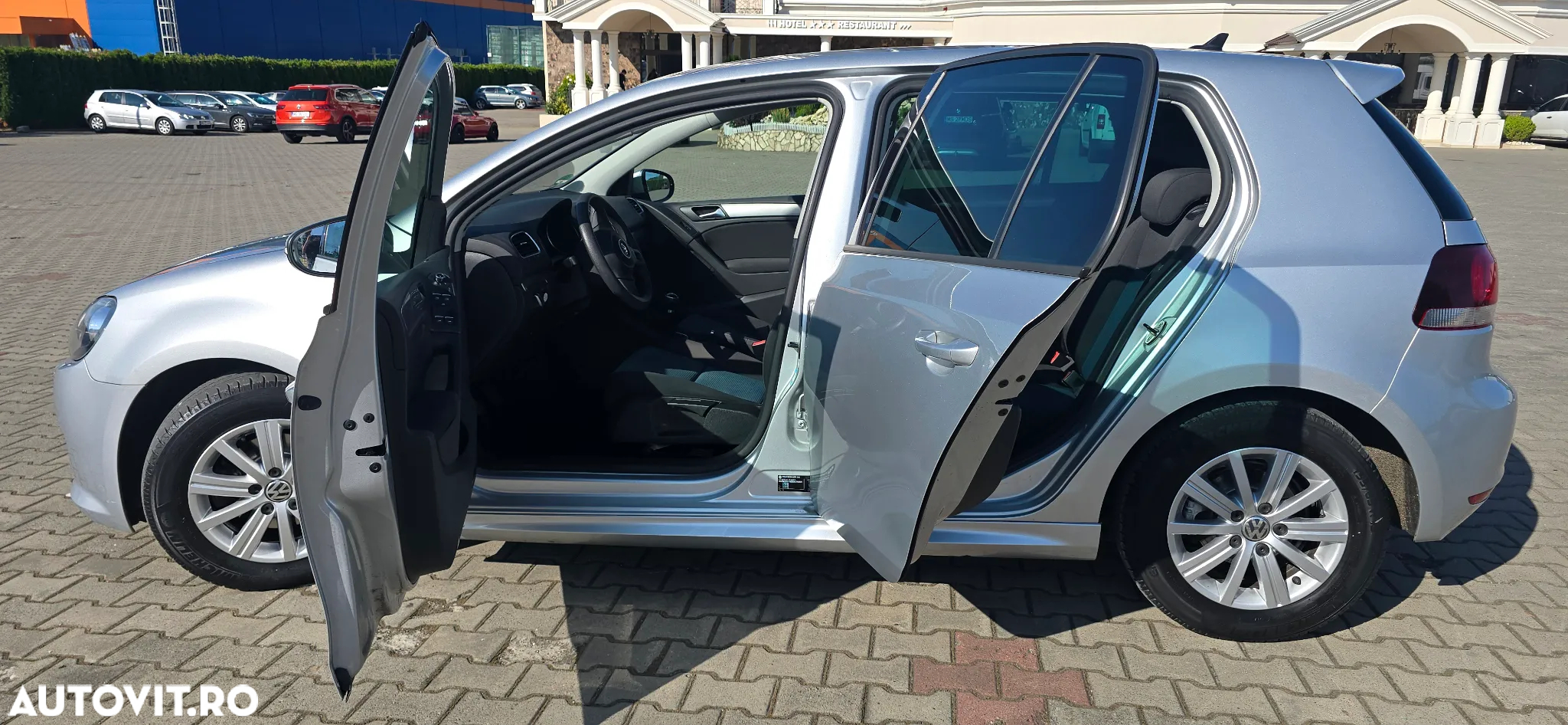 Volkswagen Golf - 3