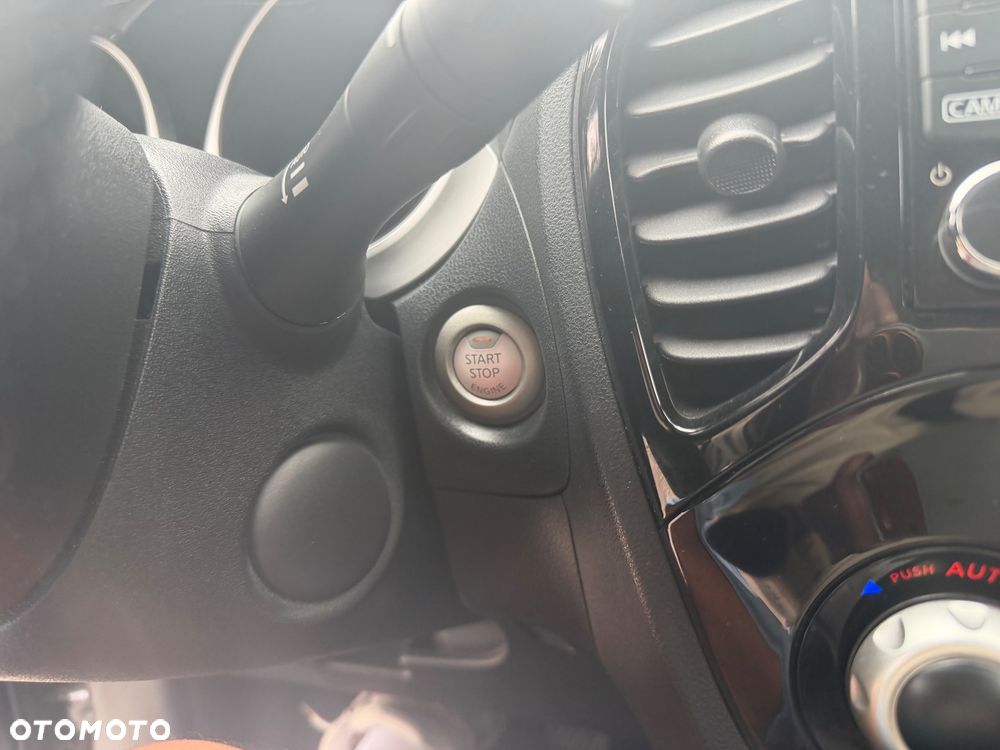 Nissan Juke 1.6 DIG-T Tekna EU6 - 32