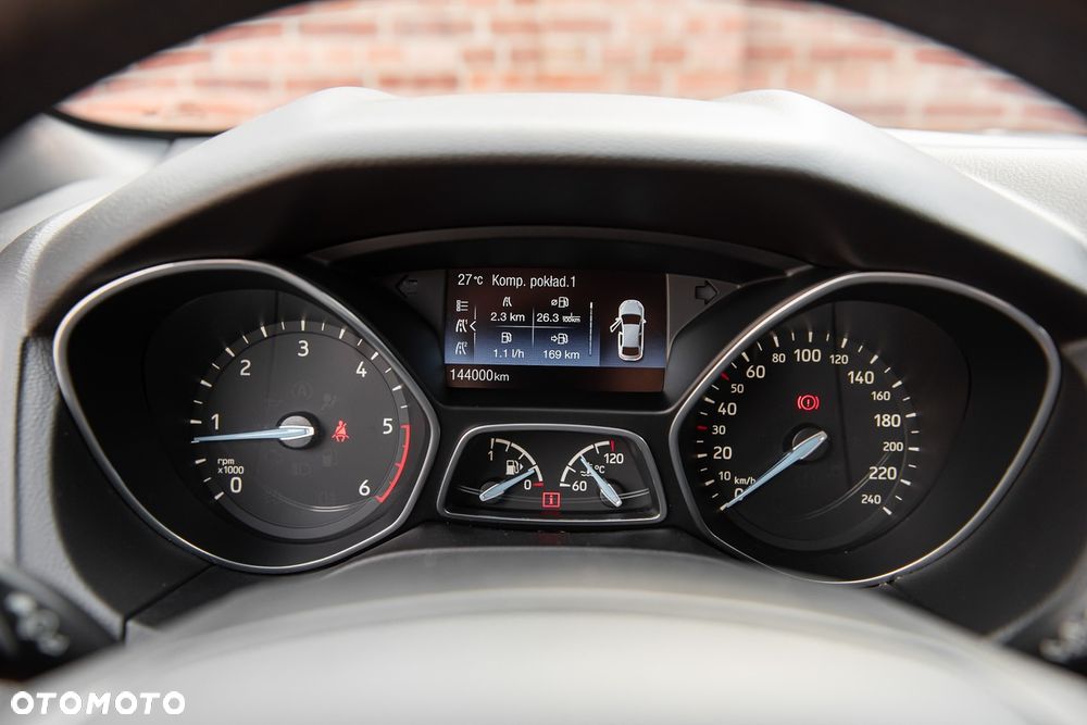 Ford Focus 1.5 EcoBlue Start-Stopp-System ST-LINE X - 19