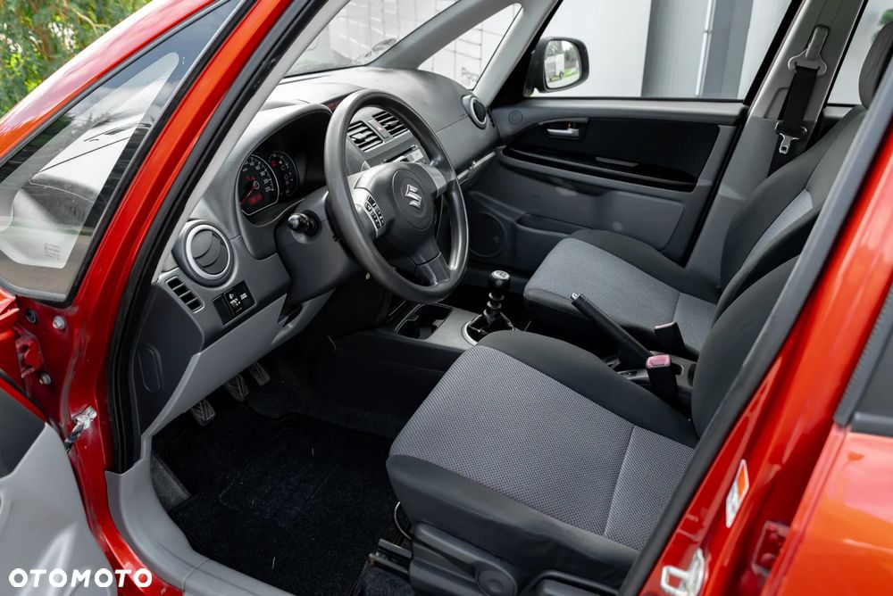 Suzuki SX4 1.9 DDiS DPF Streetline 4x2 Club - 16