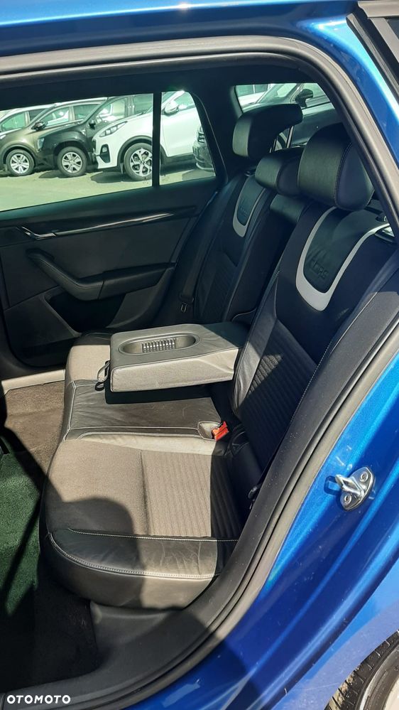 Skoda Octavia 2.0 TDI RS - 17