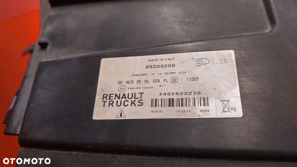 RENAULT T RANGE GAMA T REFLEKTOR LEWY MIGACZ LAMPA - 2