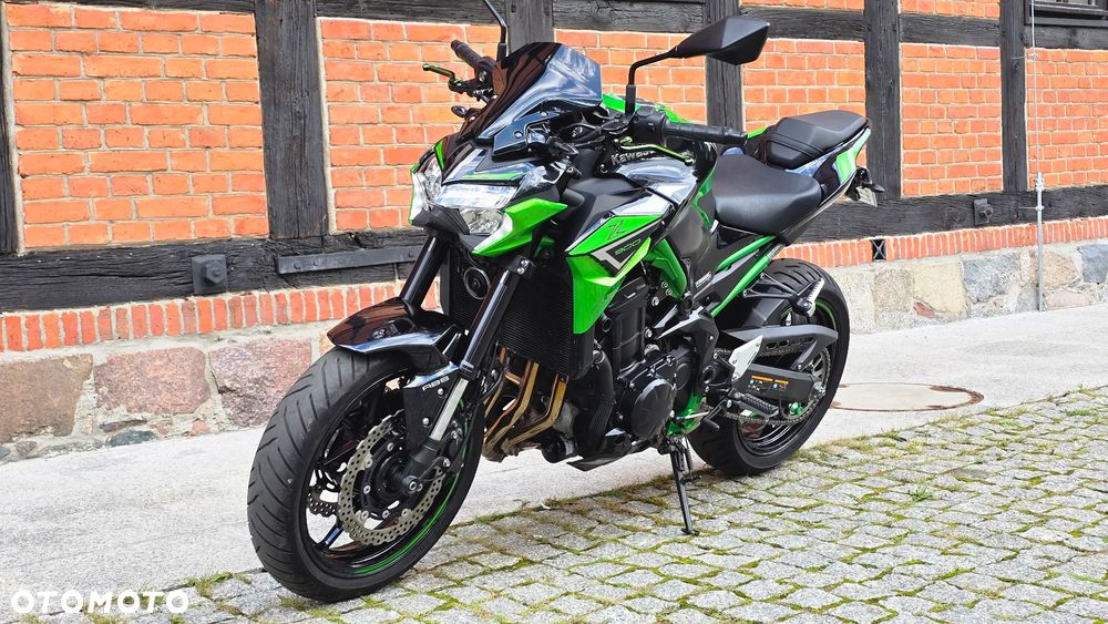 Kawasaki Z 900 - 12