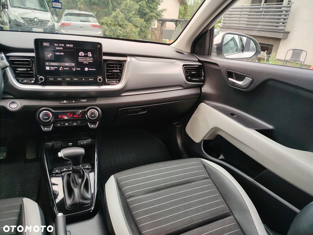 Kia Stonic 1.0 T-GDI L Business Line DCT - 28