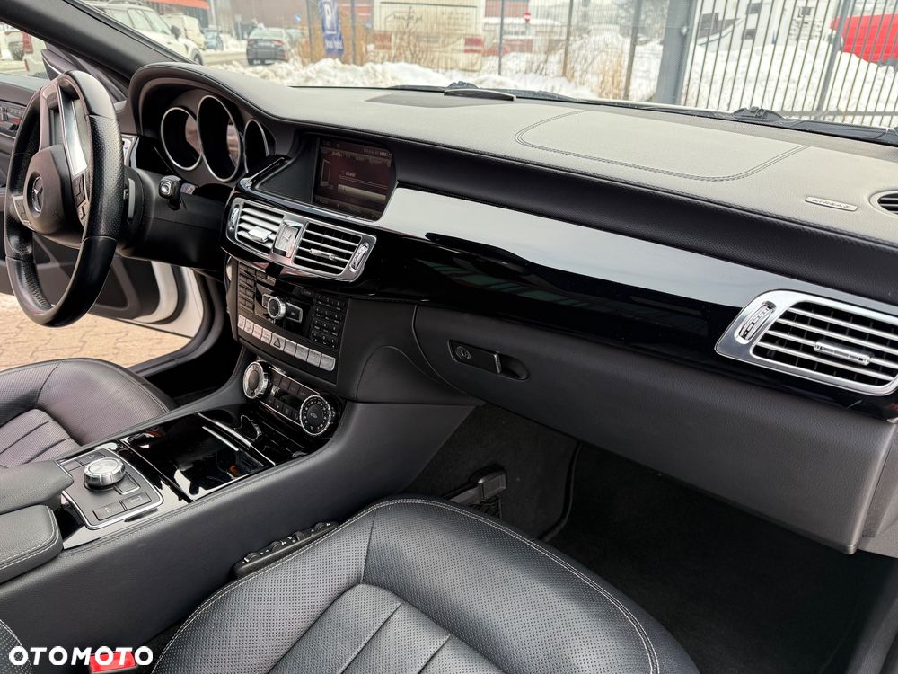 Mercedes-Benz CLS 350 CDI DPF 4Matic BlueEFFICIENCY 7G-TRONIC Edition 1 - 8