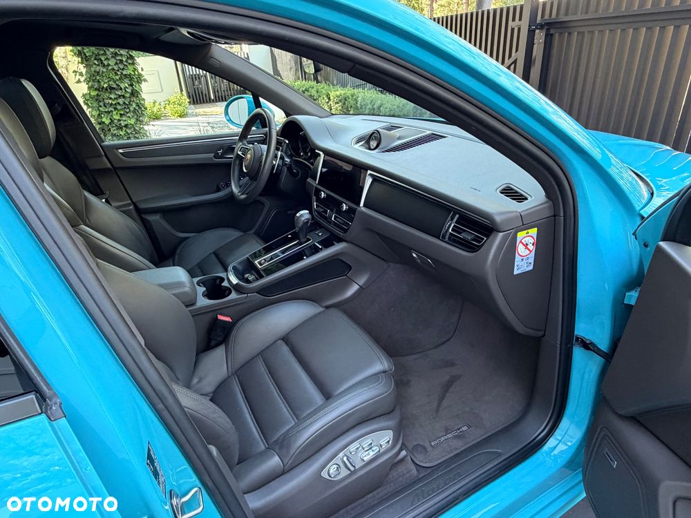 Porsche Macan T - 14