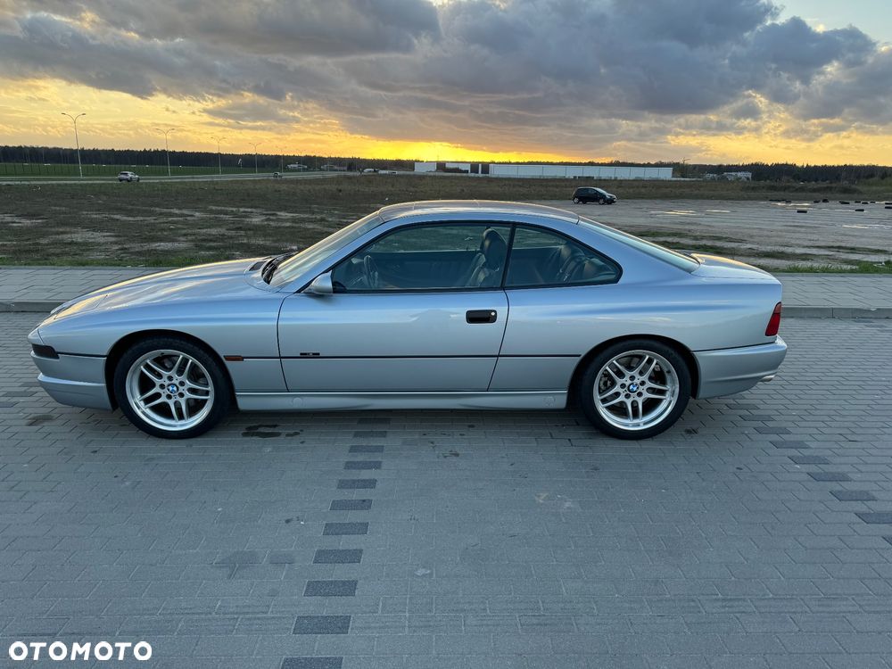 BMW Seria 8 - 8