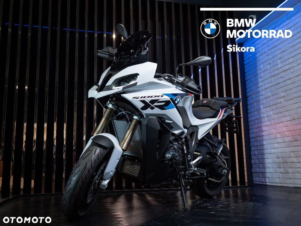 BMW S - 1