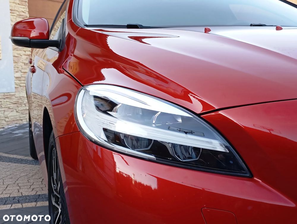 Volvo V40 D2 Geartronic - 33