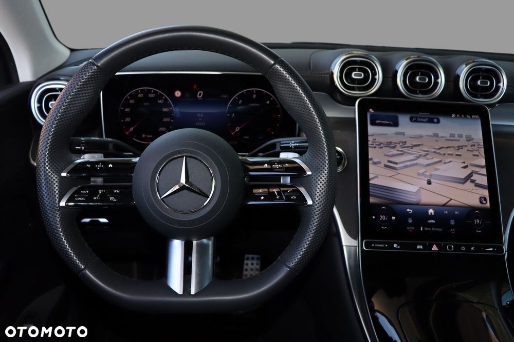 Mercedes-Benz GLC - 15
