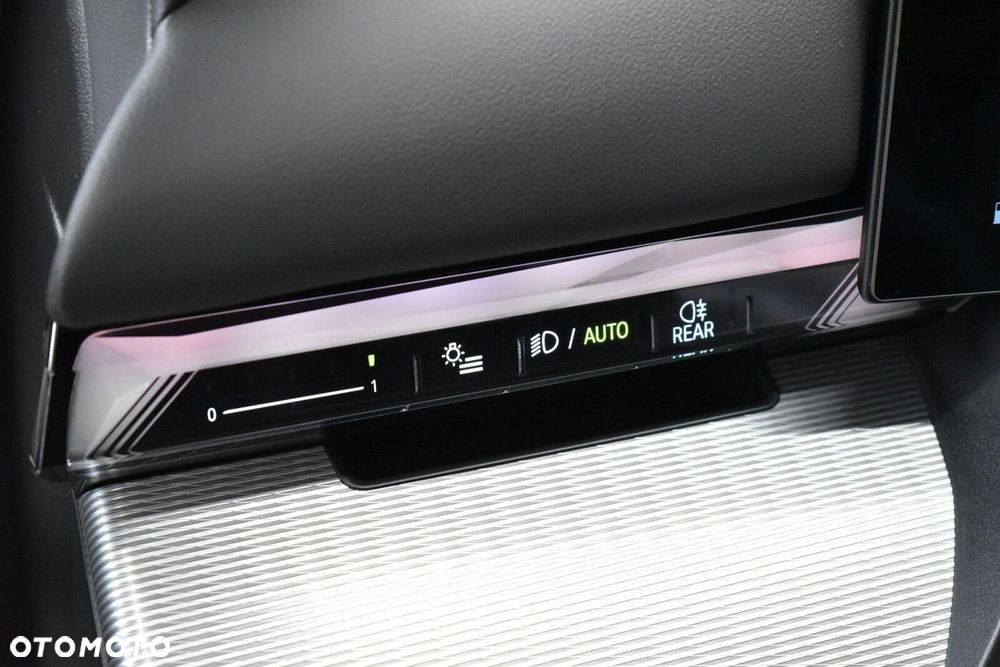 BMW Seria 5 520d xDrive mHEV M Sport - 14