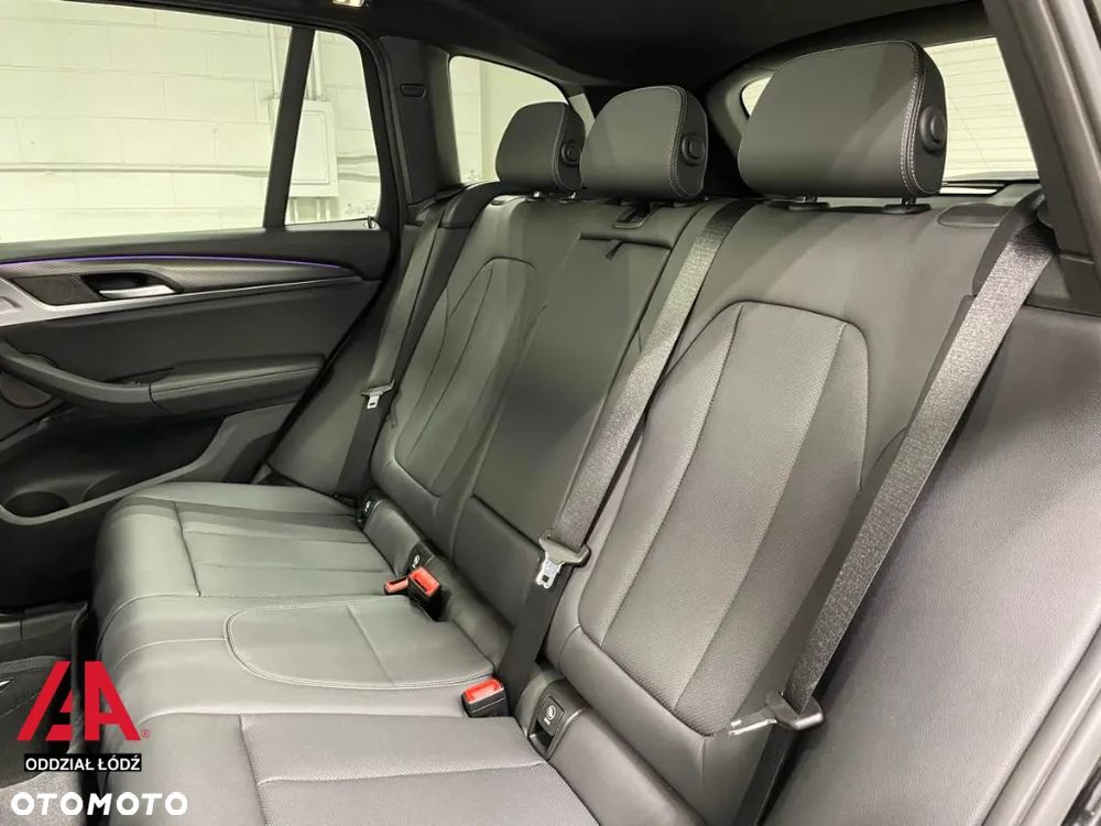 BMW X3 - 11