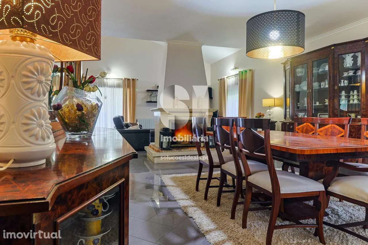 Moradia Isolada T6 - Grande imagem: 2/45