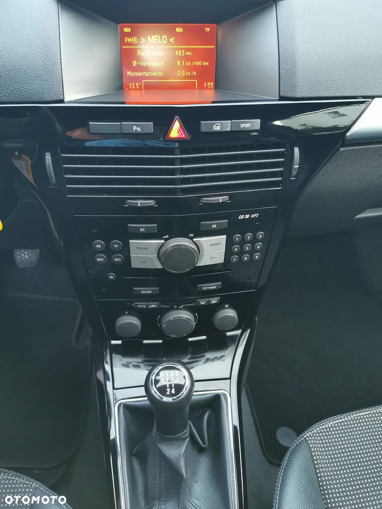 Opel Astra 1.8 Limited - 33