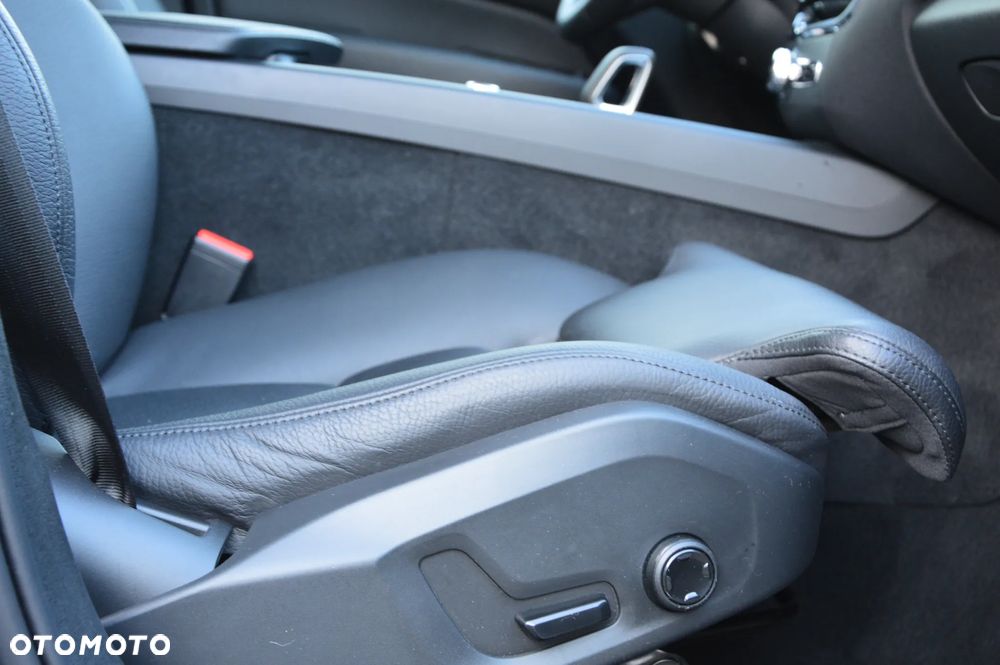 Volvo XC 60 B5 B Geartronic Momentum Pro - 16