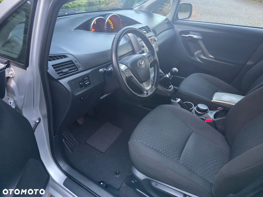 Toyota Verso 1.6 7-Sitzer Life - 14