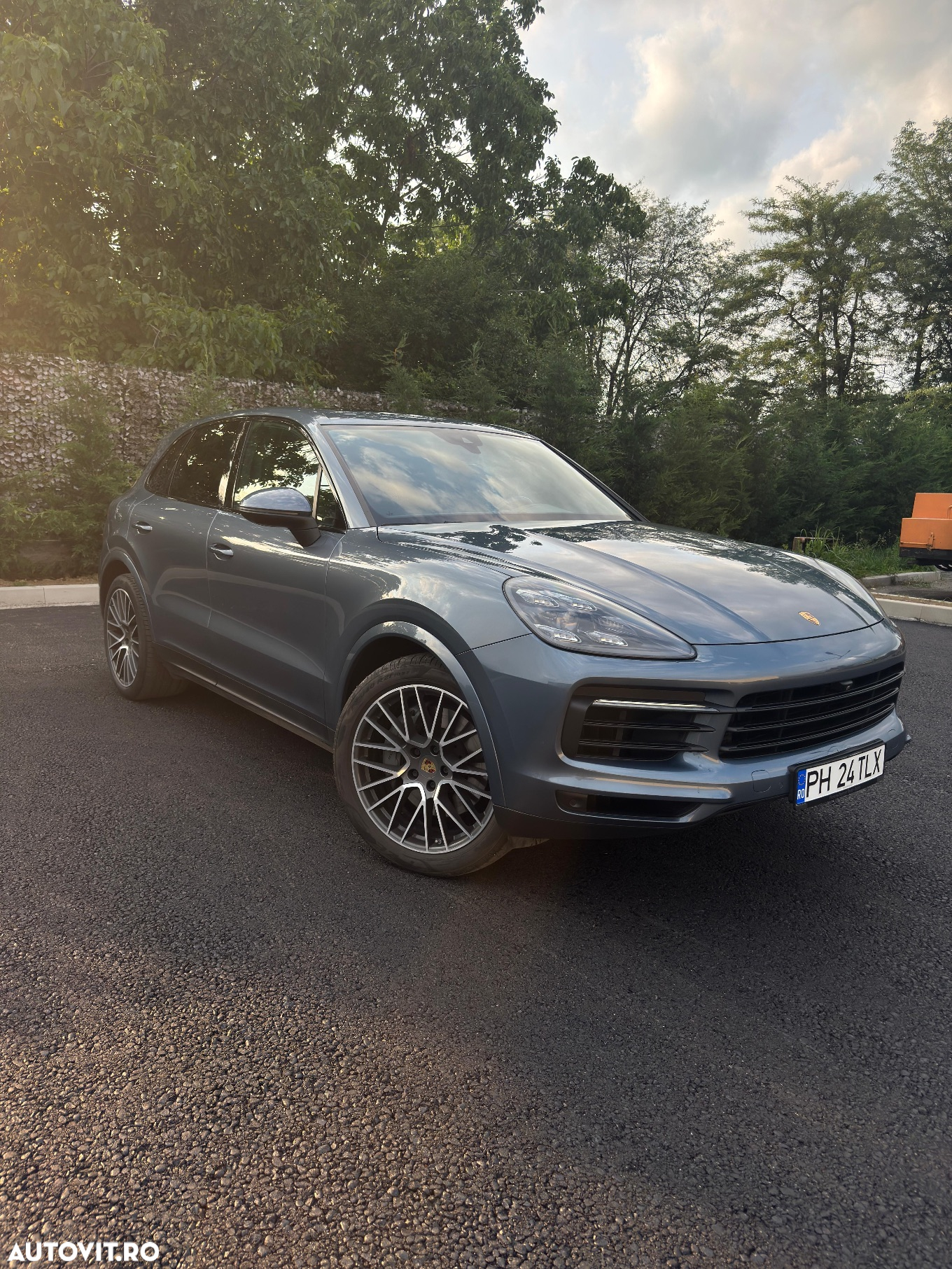Porsche Cayenne S - 33