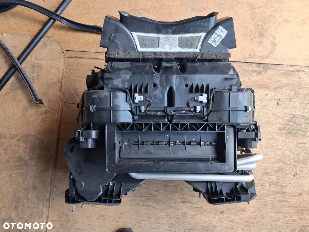 BMW E60 E61 Obudowa nagrzewnicy Nagrzewnica KOMPLETNA wentylator nawiewu nastawnik silniczek nawiewu regulacji BEHR 6924898 - 1