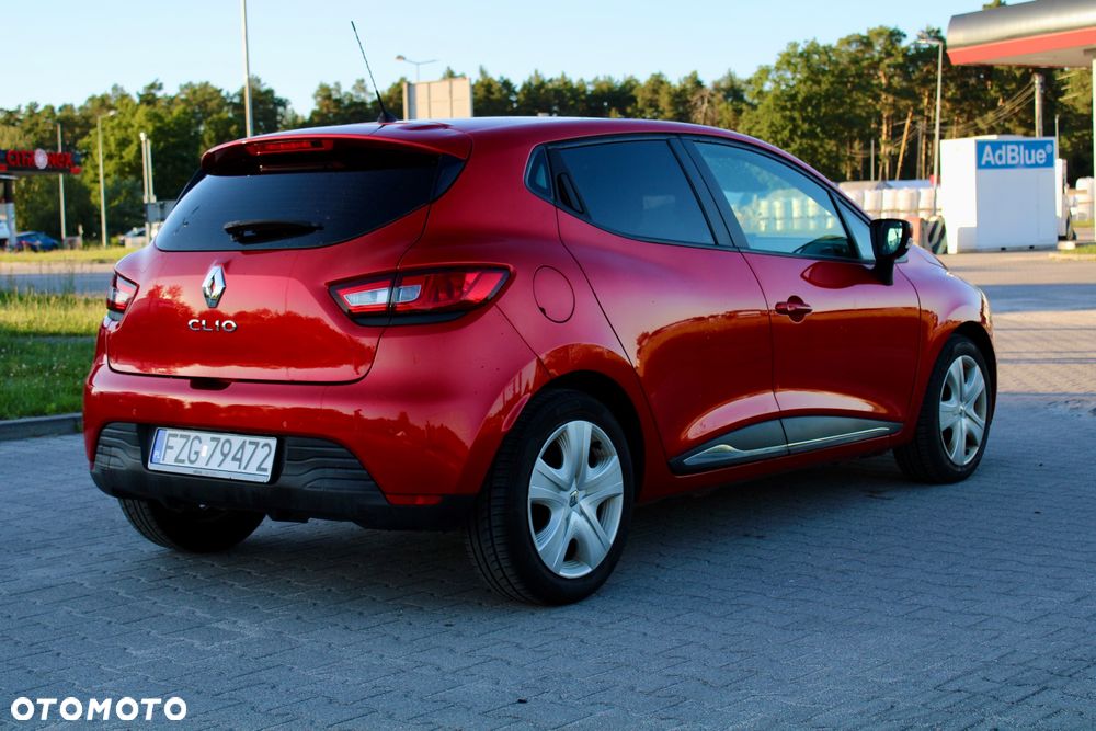 Renault Clio 1.2 16V 75 Start - 4