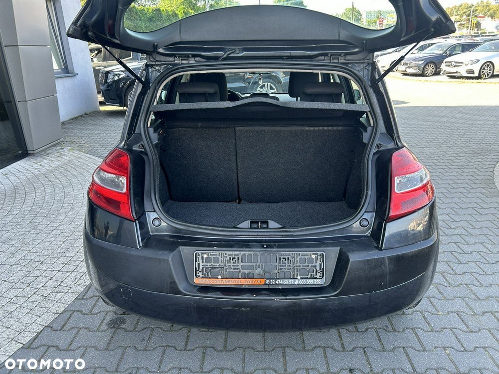 Renault Megane 1.5 dCi Authentique - 6
