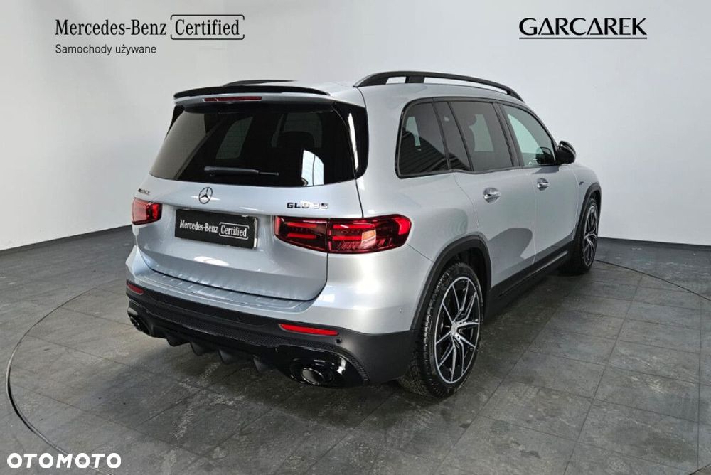 Mercedes-Benz GLB - 4