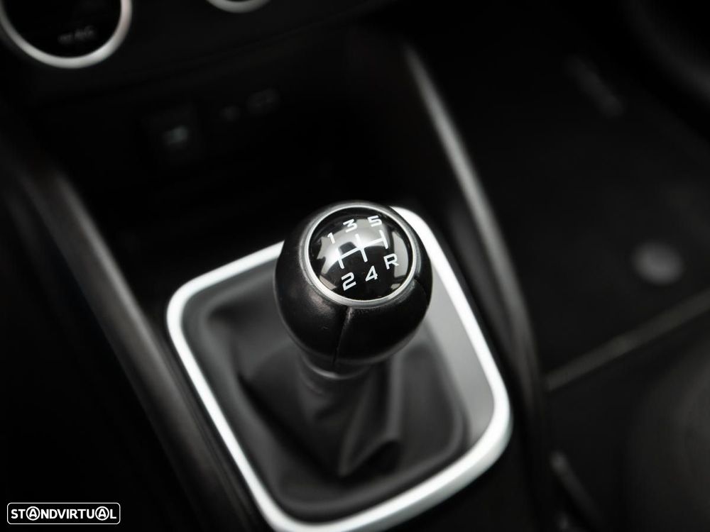 Fiat Tipo Station Wagon 1.3 M-Jet Lounge - 18