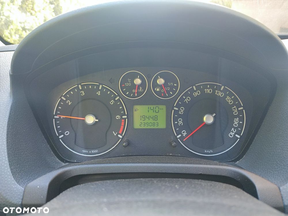 Ford Fiesta 1.4 - 6
