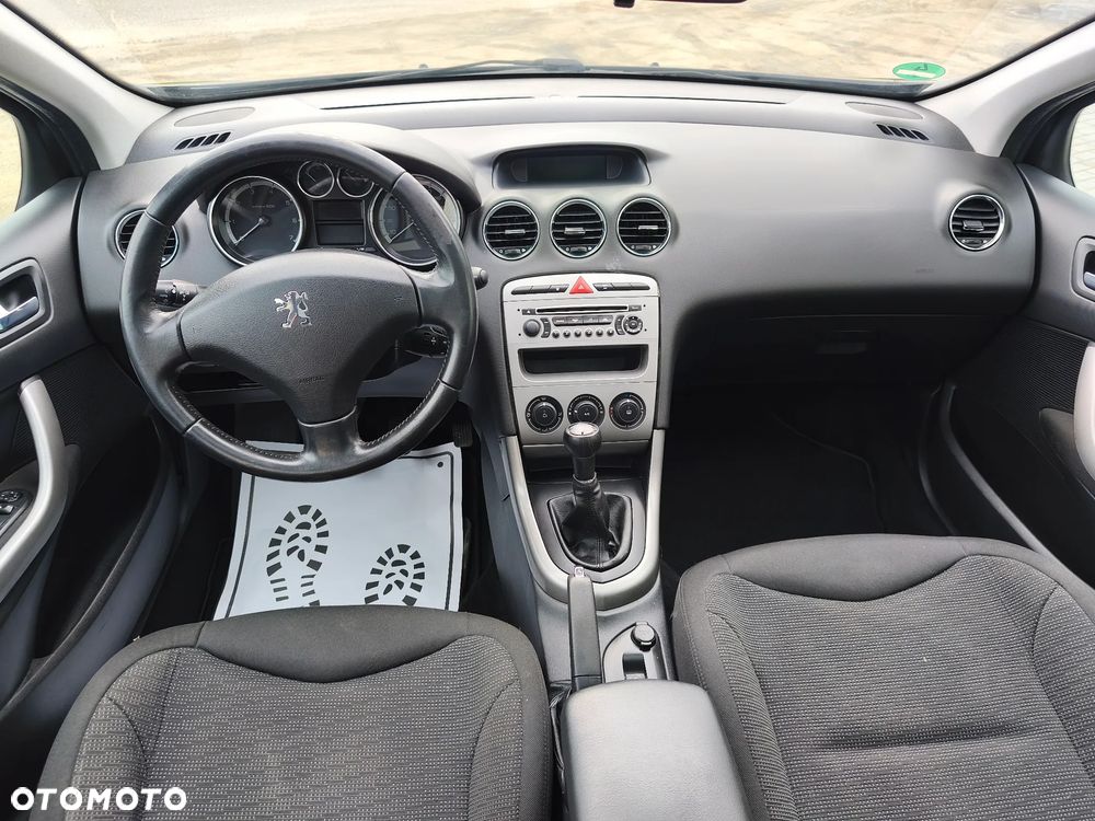 Peugeot 308 120 VTi Premium - 36