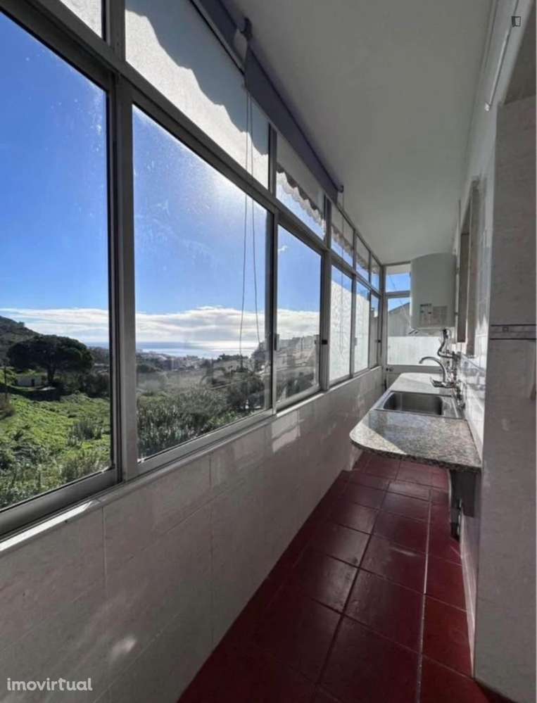 Quarto - localizado em Setubal - Grande imagem: 5/7