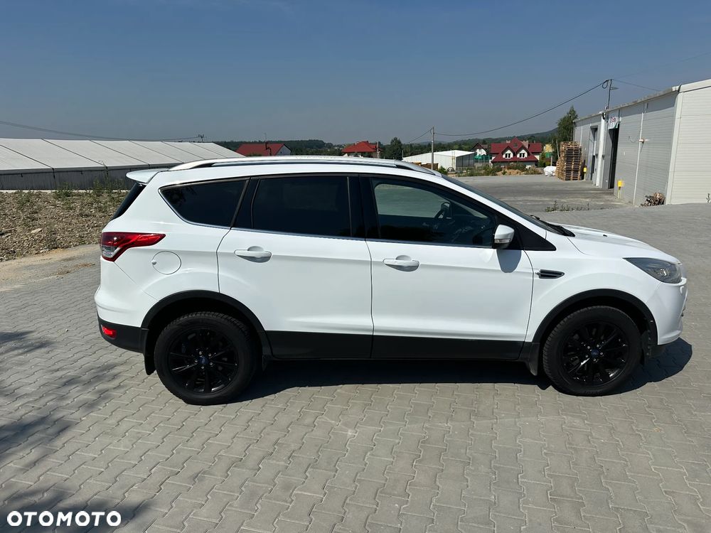 Ford Kuga 2.0 TDCi 2x4 Black & Silver - 11