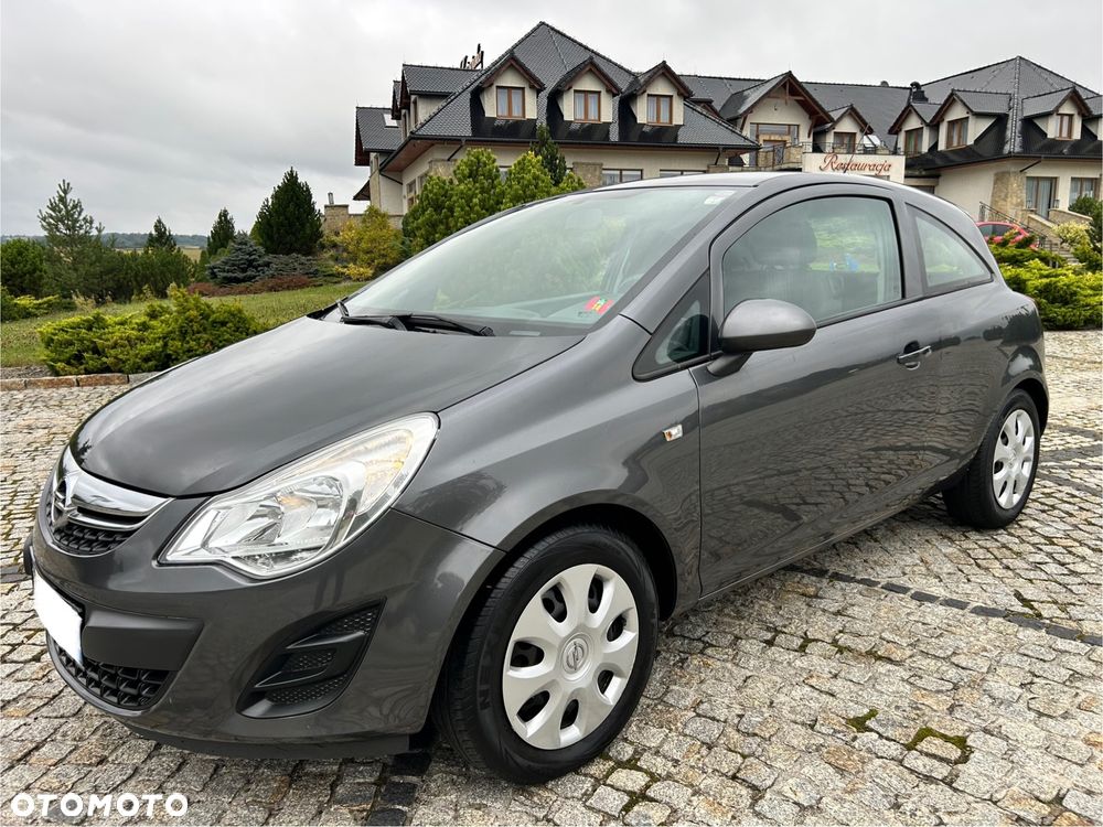 Opel Corsa 1.2 16V Essentia - 2