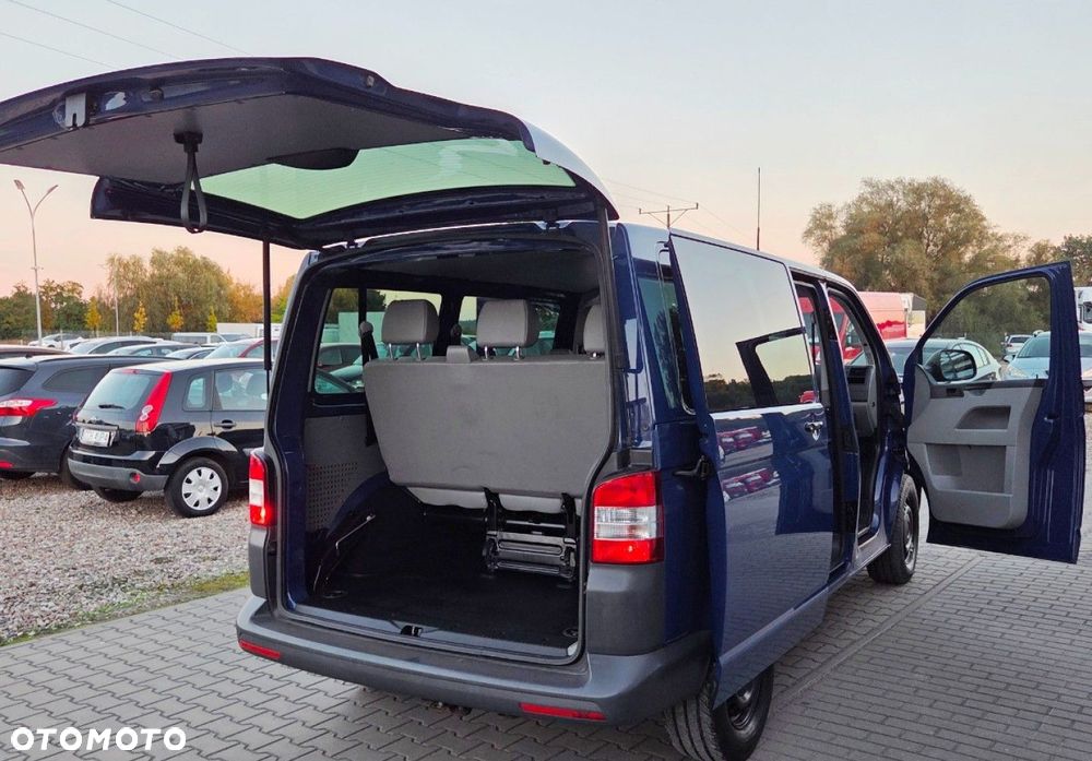 Volkswagen Transporter - 32