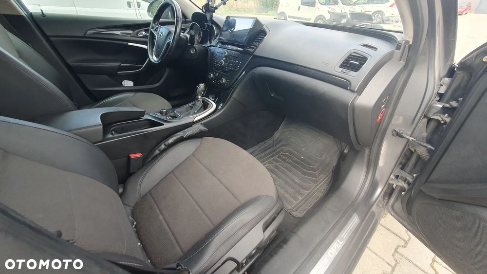 Opel Insignia - 8