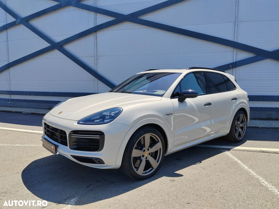 Porsche Cayenne Turbo E-Hybrid Tiptronic S - 8