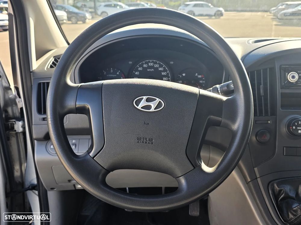 Hyundai H-1 Starex H1 2.5 CRDi - 12