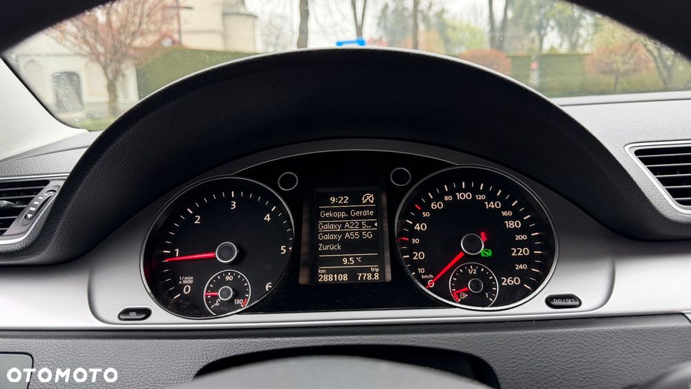 Volkswagen Passat - 9