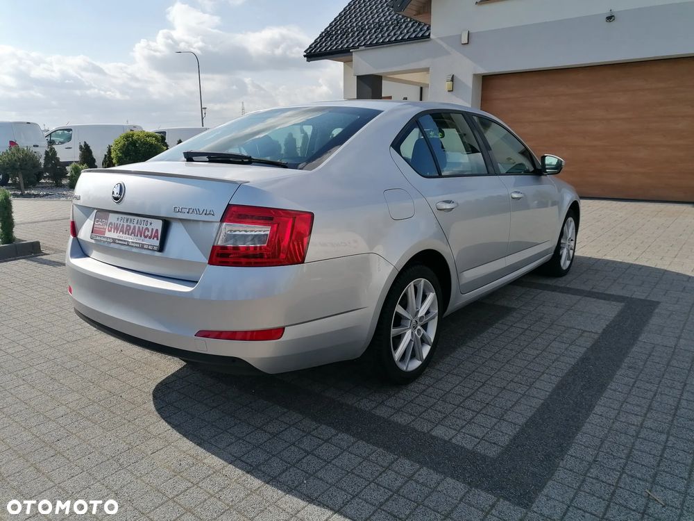 Skoda Octavia 1.8 TSI Style DSG - 7