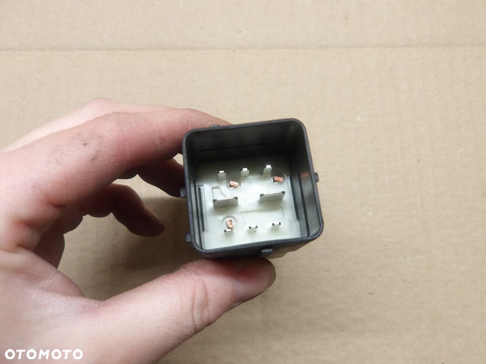 CITROEN JUMPY II 1.6 HDI PRZEKAŹNIK ŚWIEC ŻAROWYCH 9640469680 - 4