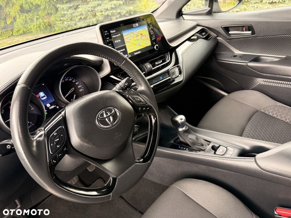 Toyota C-HR - 13