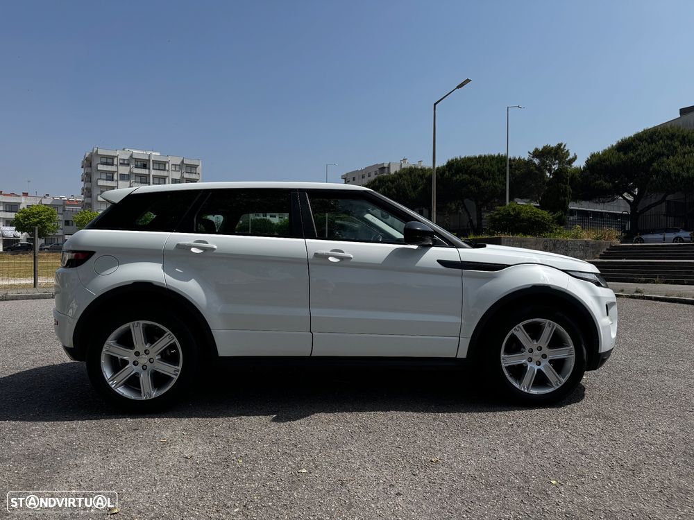 Land Rover Range Rover Evoque 2.2 TD4 Dynamic Auto - 4
