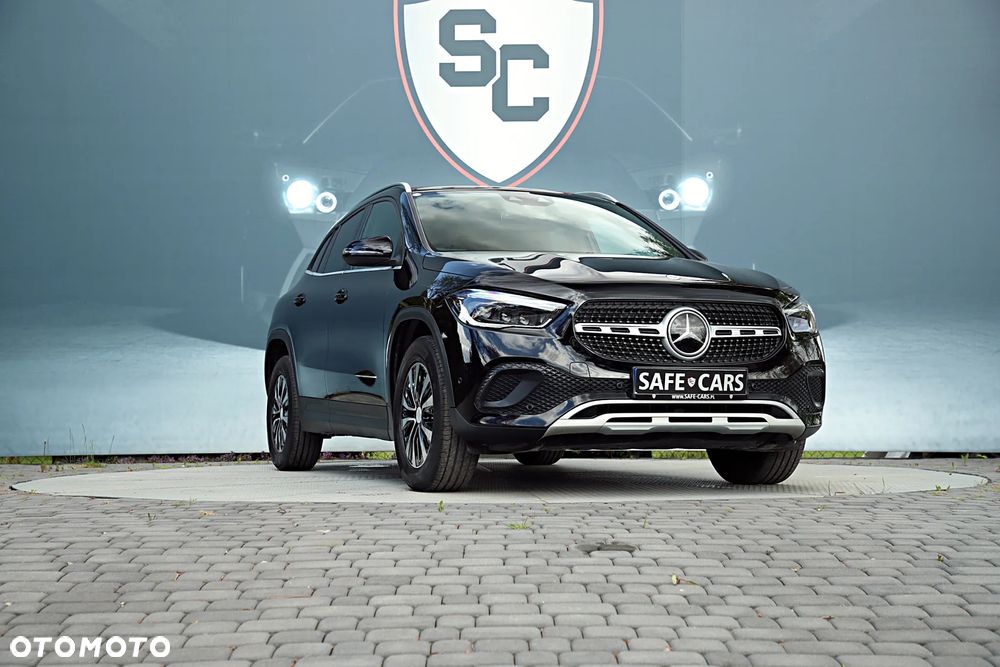 Mercedes-Benz GLA 200 Style - 13