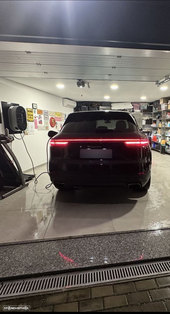 Porsche Cayenne E-Hybrid - 4
