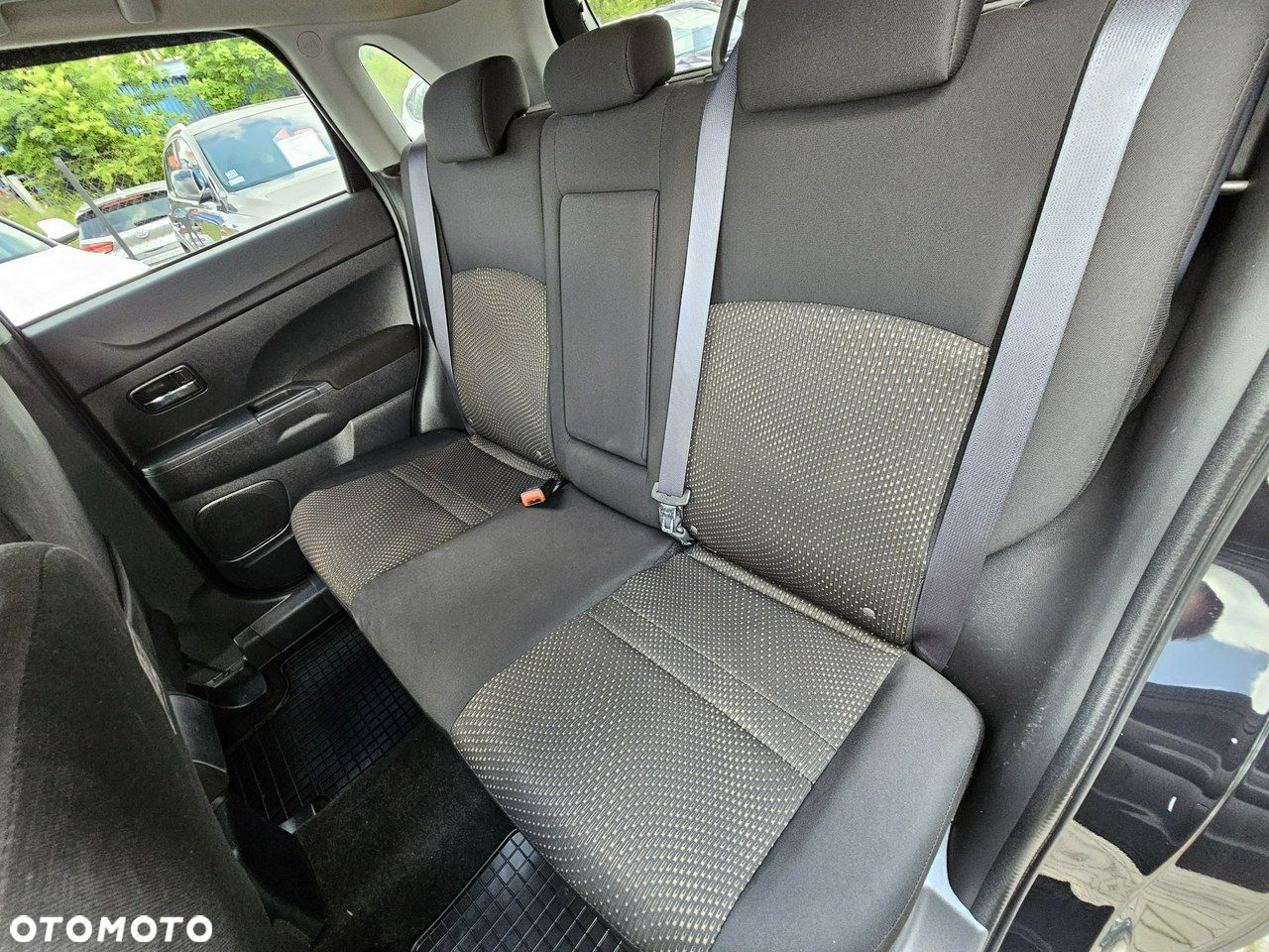 Mitsubishi ASX - 15