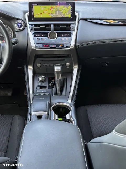 Lexus NX 300h Elegance Optimum AWD - 18