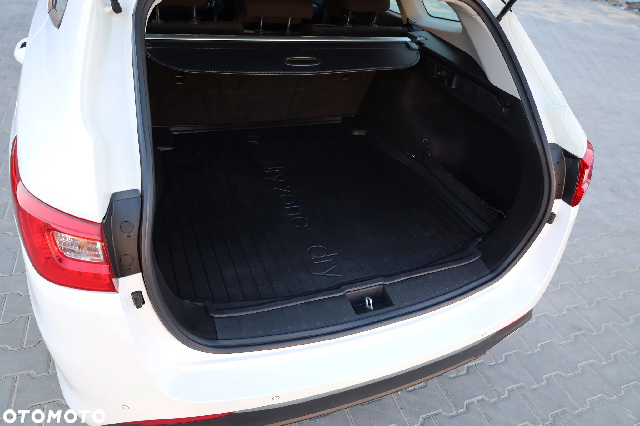 Kia Optima 1.7 CRDI L DCT - 29