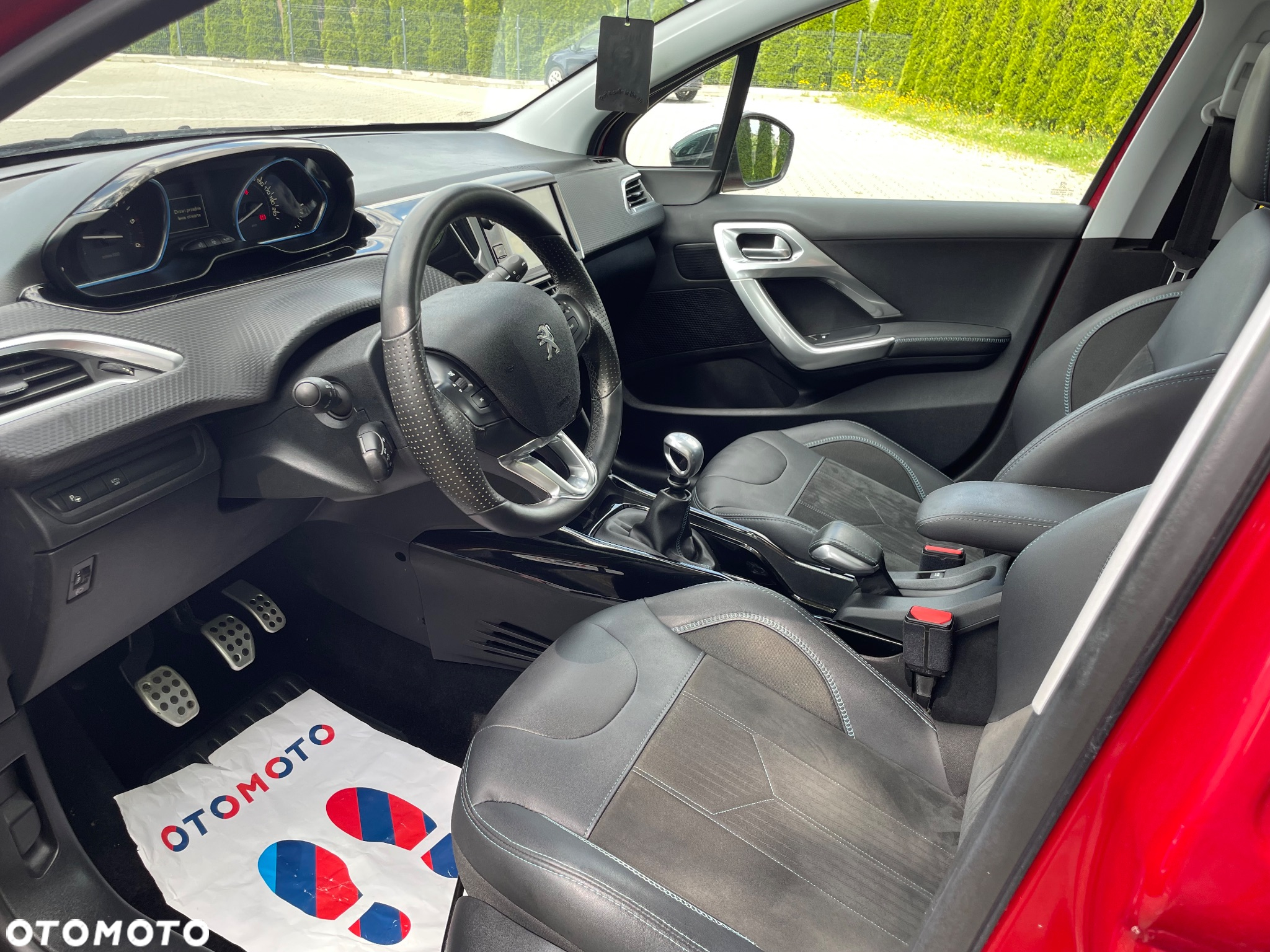 Peugeot 2008 1.6 BlueHDi Crossway S&S - 14